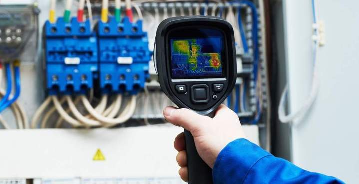 Diagnostic d'un panneau électrique par caméra thermique, Tarbes